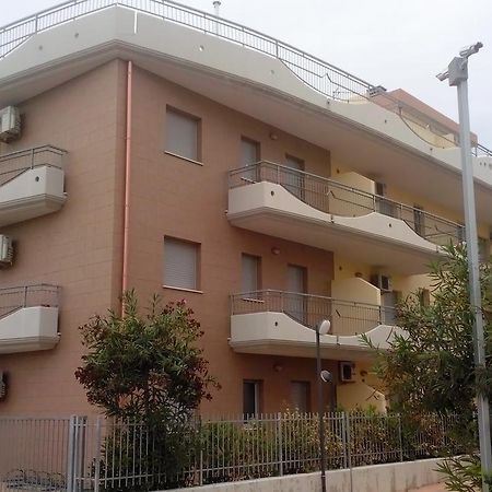 Residence Albadorata Campomarino (Campobasso) Bagian luar foto