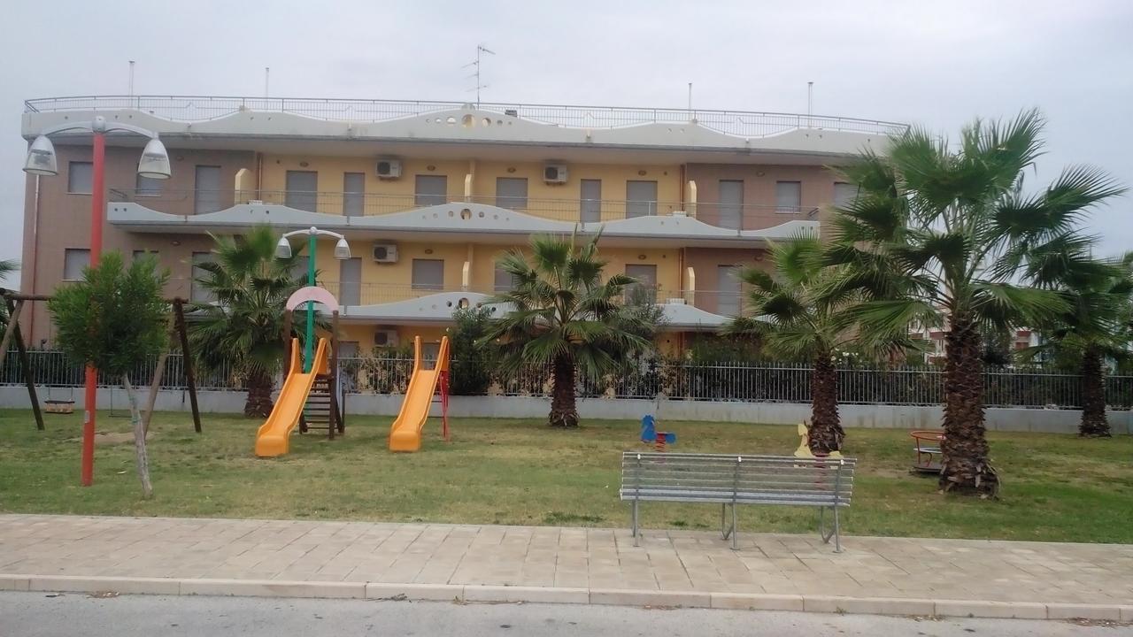Residence Albadorata Campomarino (Campobasso) Bagian luar foto