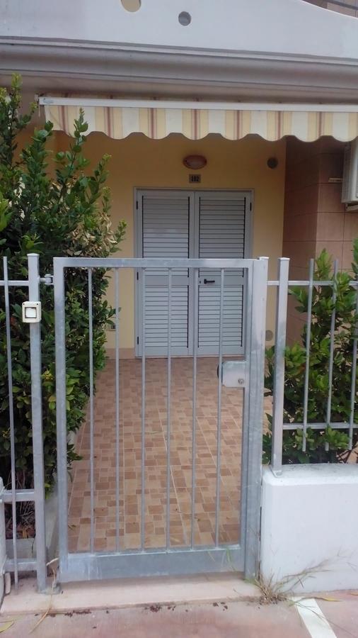 Residence Albadorata Campomarino (Campobasso) Bagian luar foto